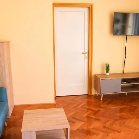 Apartment Jure Bili